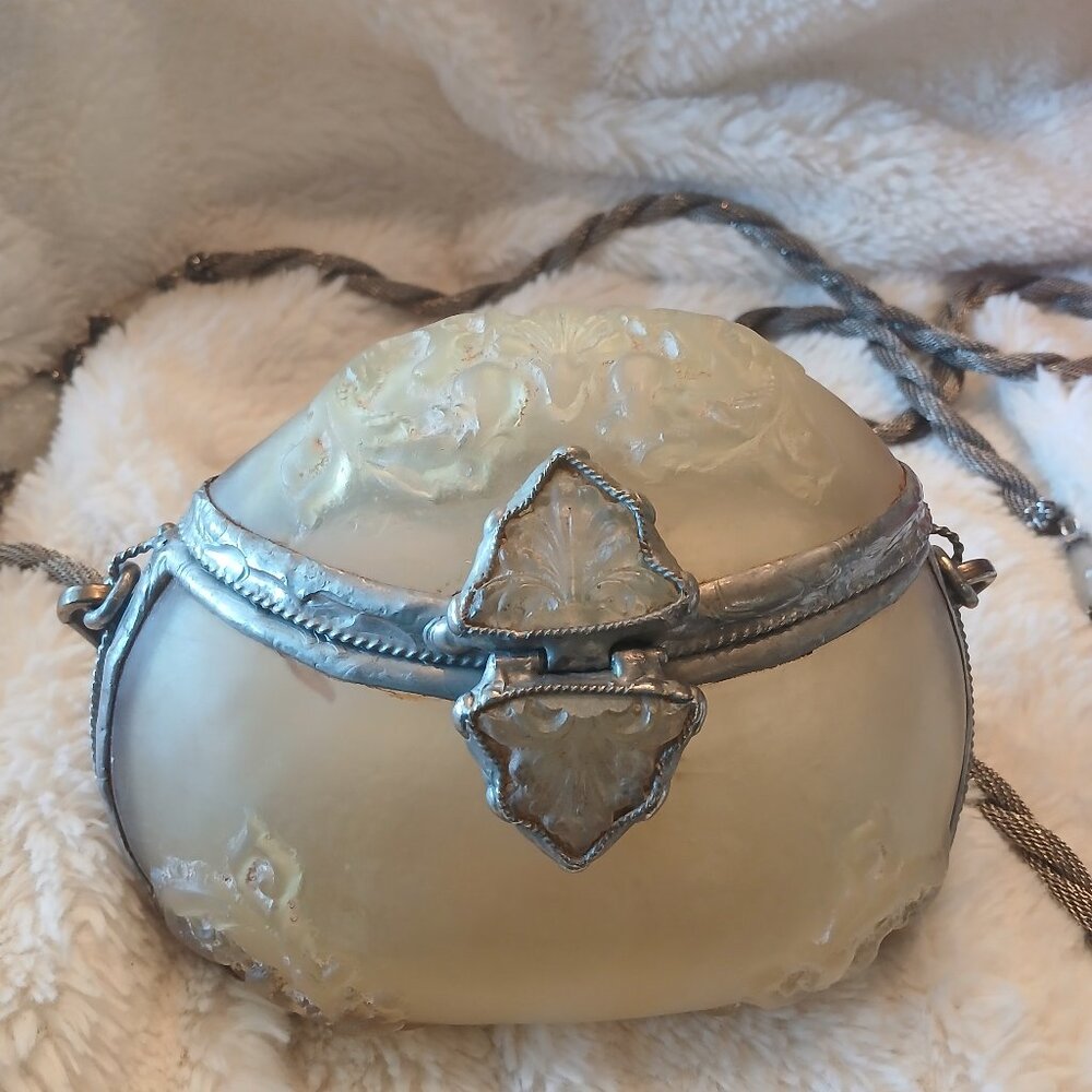 VINTAGE MAYA EVANGELISTA HARD RESIN PURSE